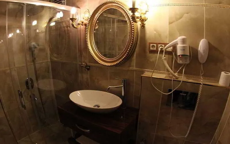 Salinas Istanbul Hotel